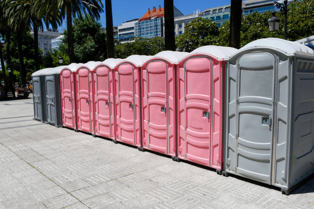Portable Toilet Rental for Emergency Services in Plainfield Village, CT